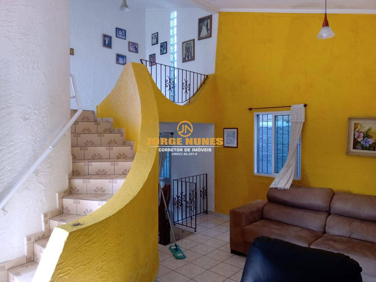 Casa à venda com 3 quartos, 148m² - Foto 4