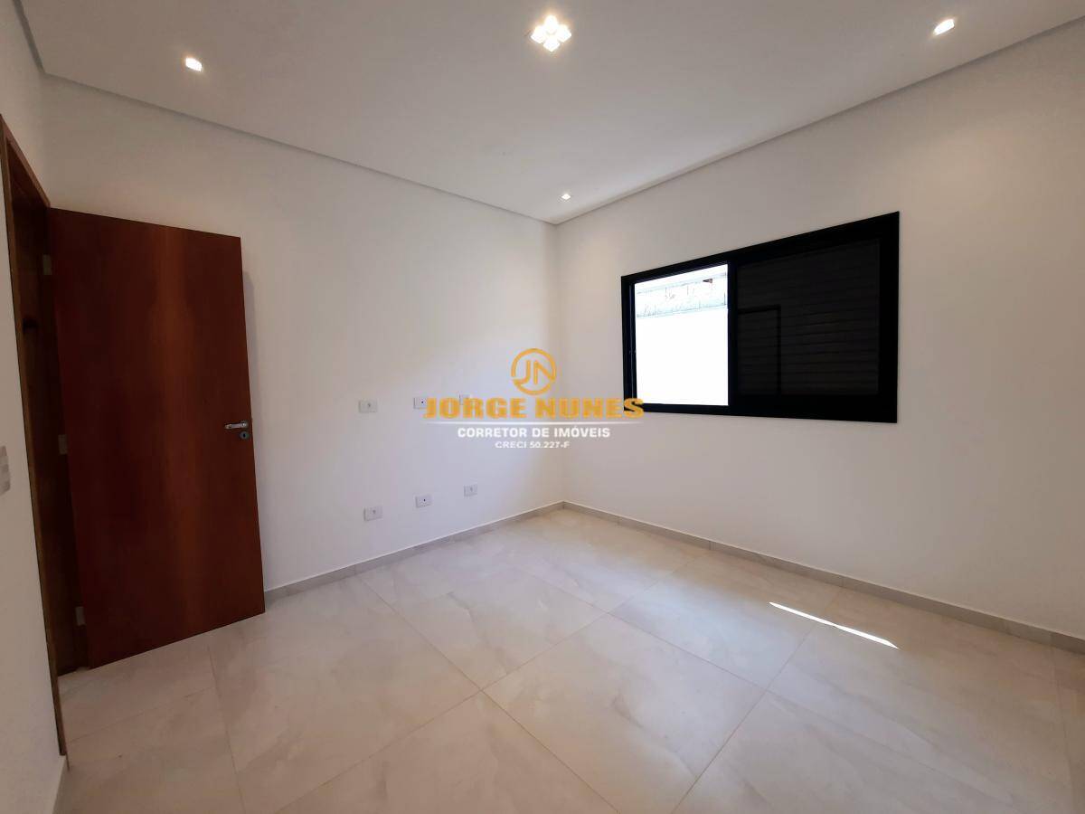 Casa à venda com 3 quartos, 179m² - Foto 14