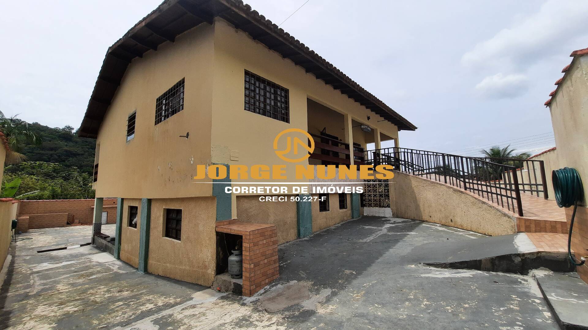 Casa à venda com 6 quartos, 248m² - Foto 24