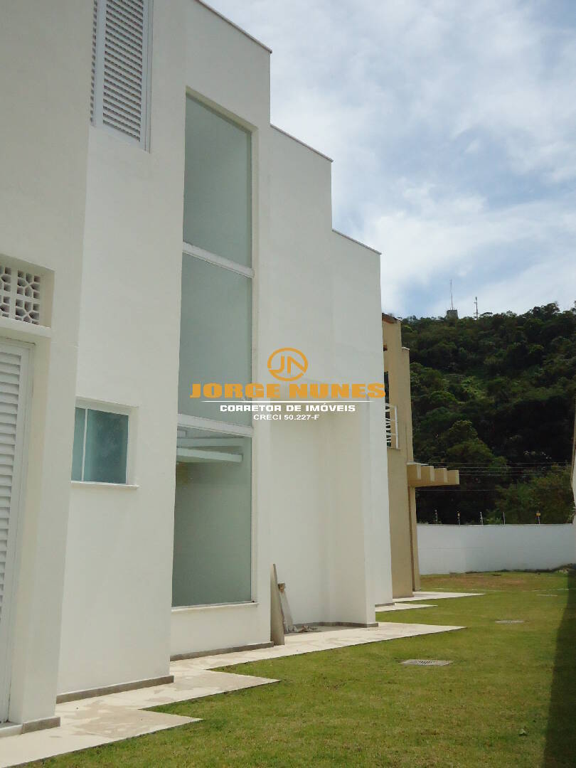 Casa à venda com 4 quartos, 204m² - Foto 19