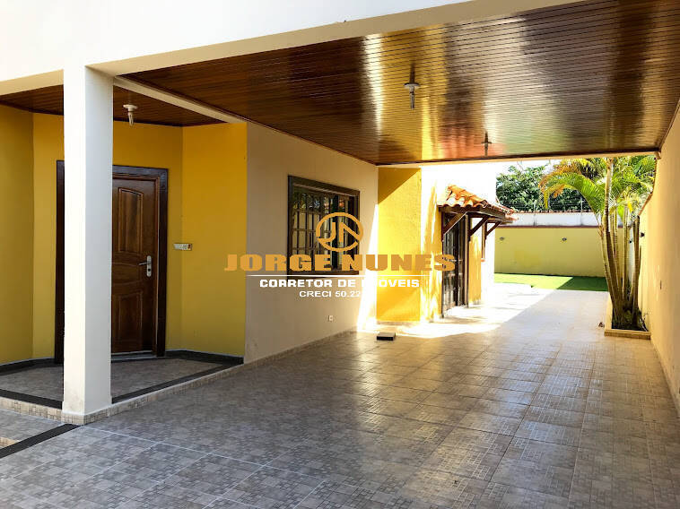 Casa à venda com 3 quartos, 250m² - Foto 4