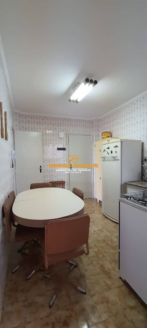 Apartamento à venda com 2 quartos, 131m² - Foto 7