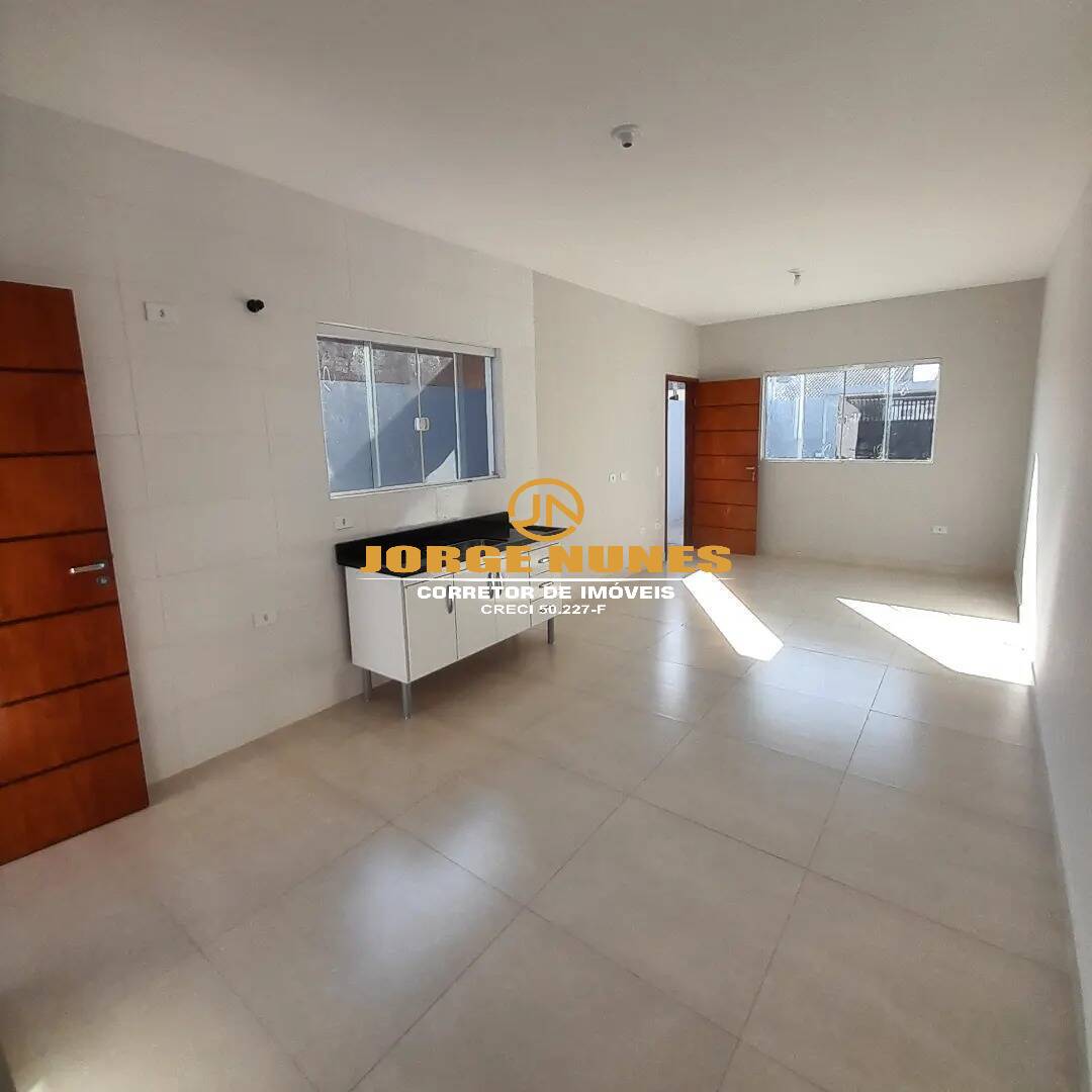 Casa à venda com 3 quartos, 84m² - Foto 4